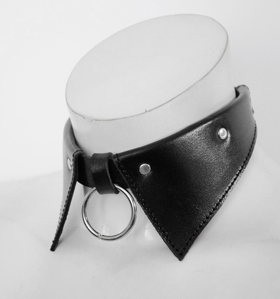 WEDNESDAY COLLAR