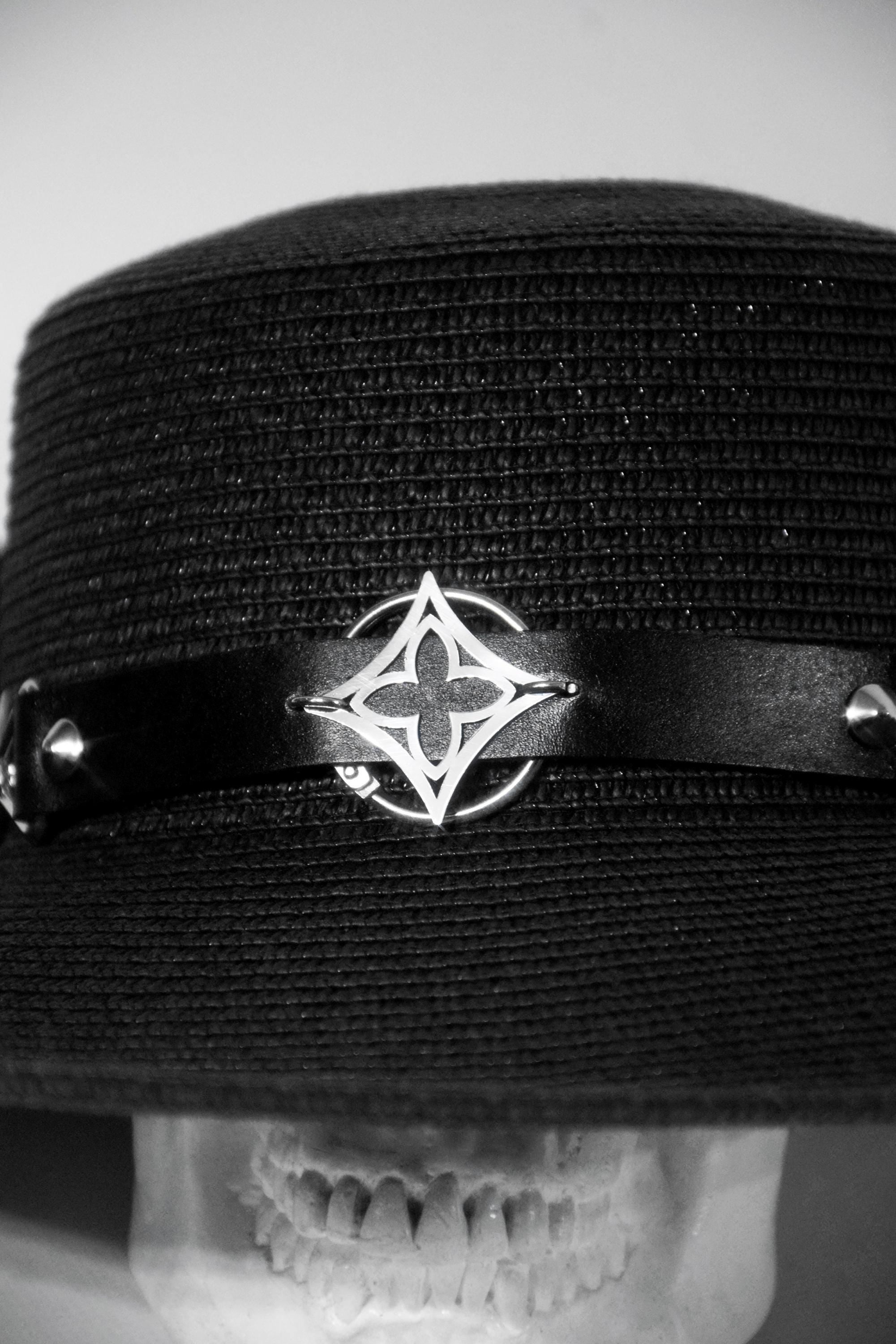 CATHEDRAL QUATERFOIL HAT
