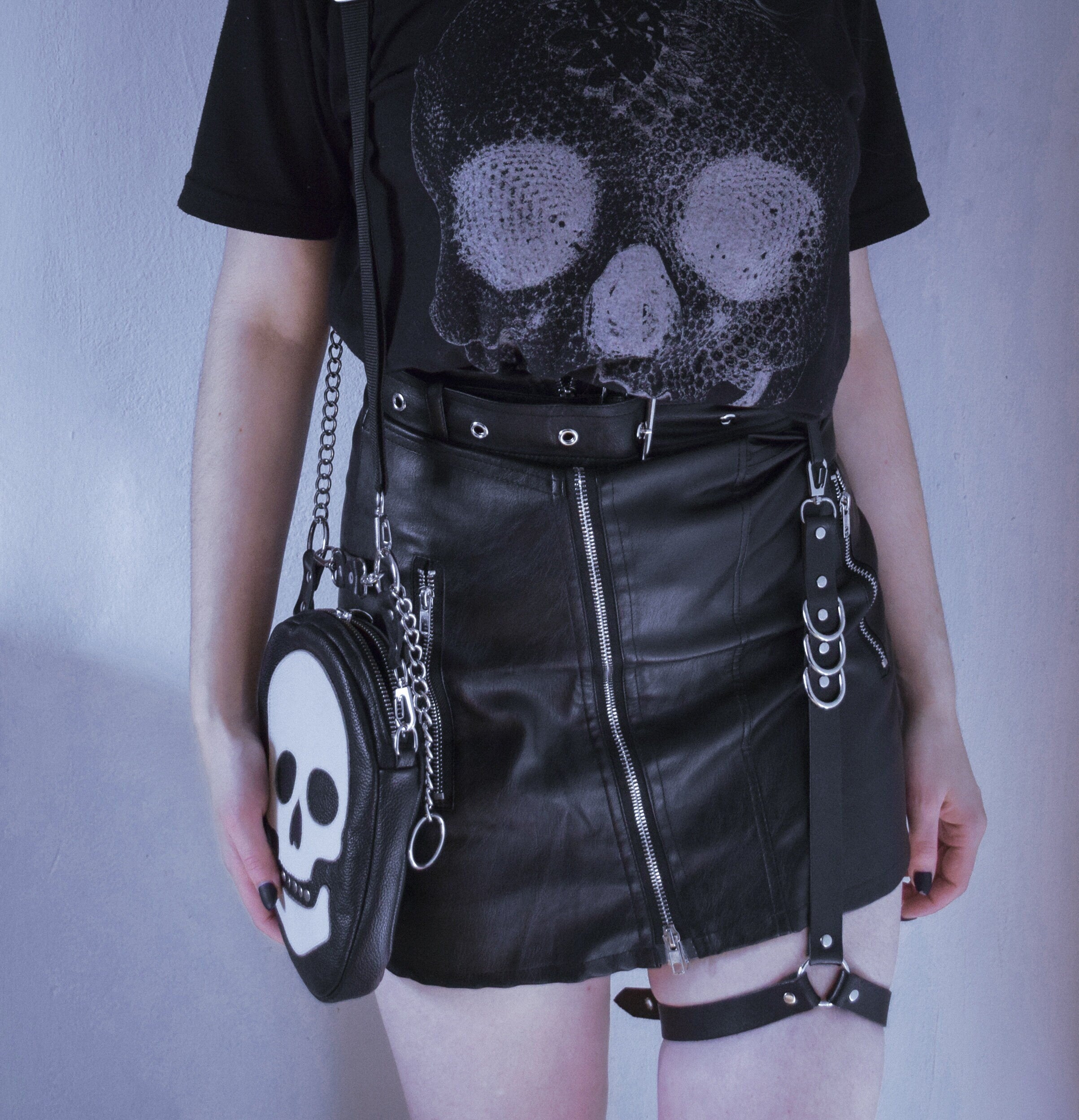 D-RING LEG GARTER