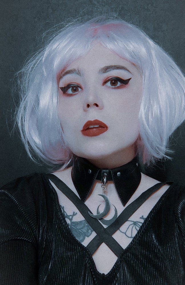 Wednesday Moon Choker