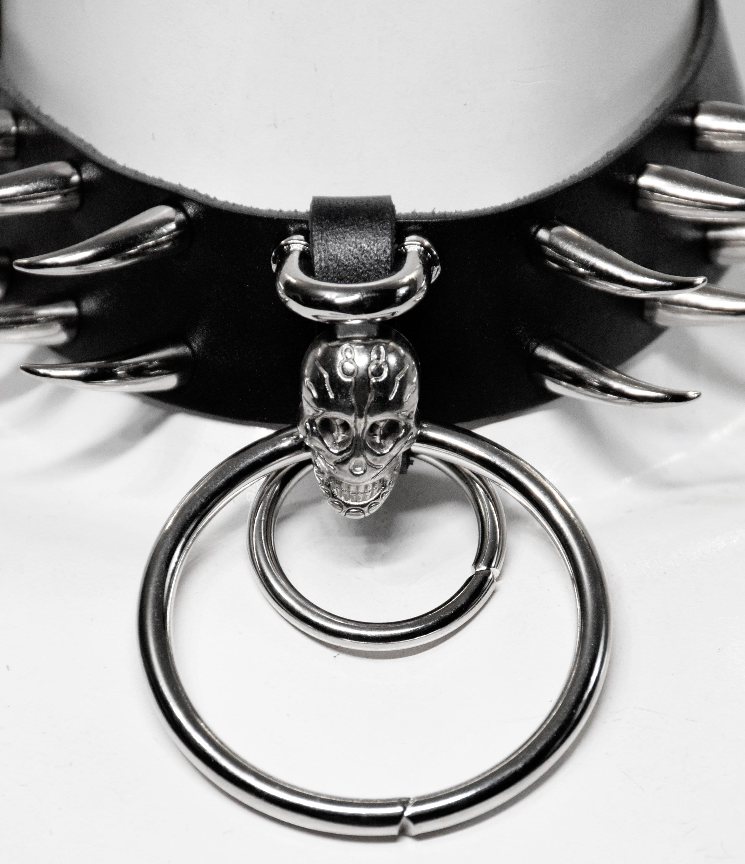 Hypocrisy skull Collar