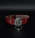 LION’S HEAD CHOKER: Red wine