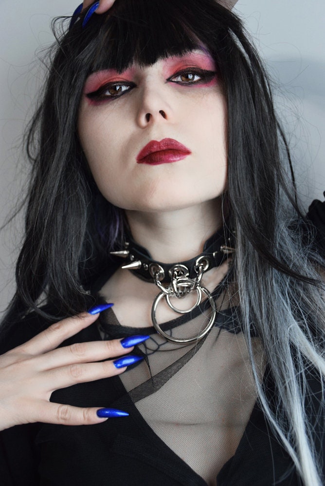 THORN choker