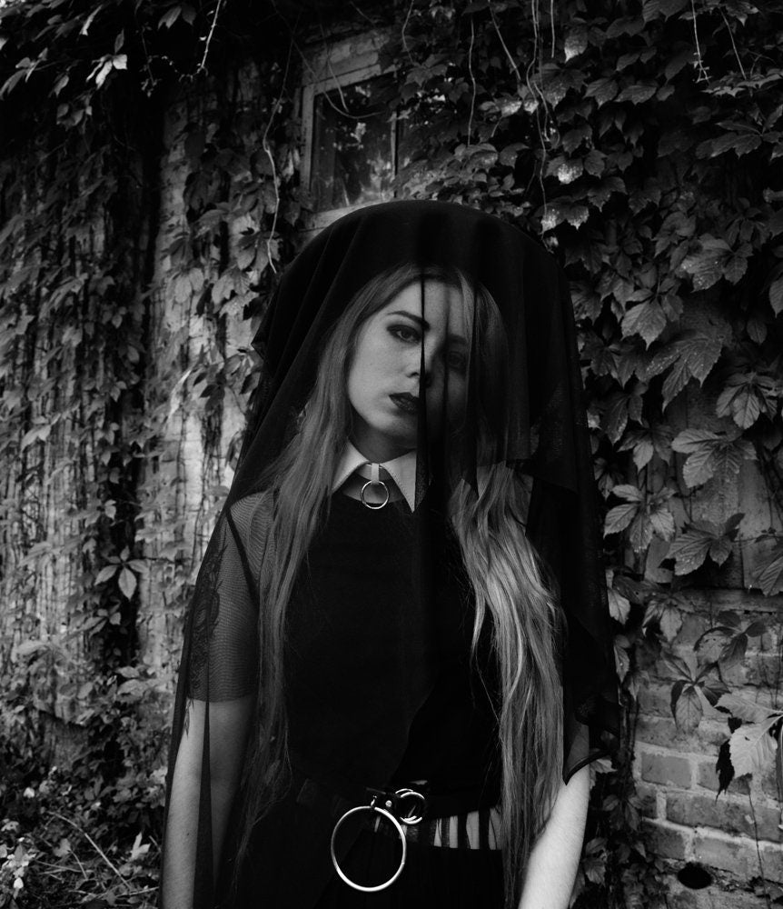 WEDNESDAY COLLAR