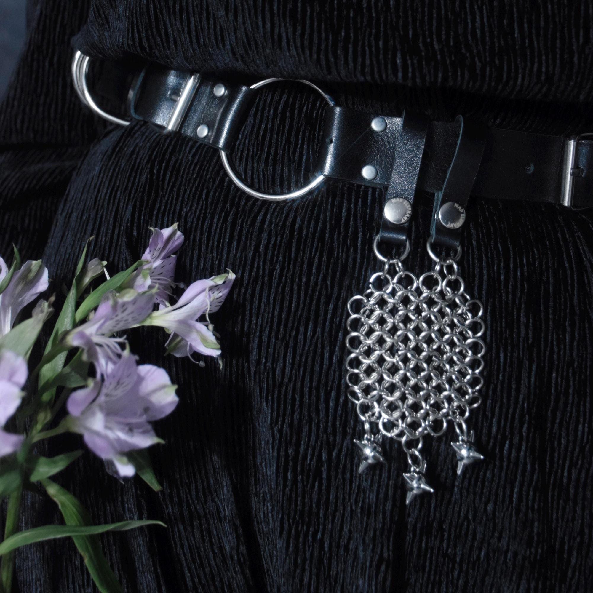 MORGENSTERN CHATELAINE: sword & flail ball