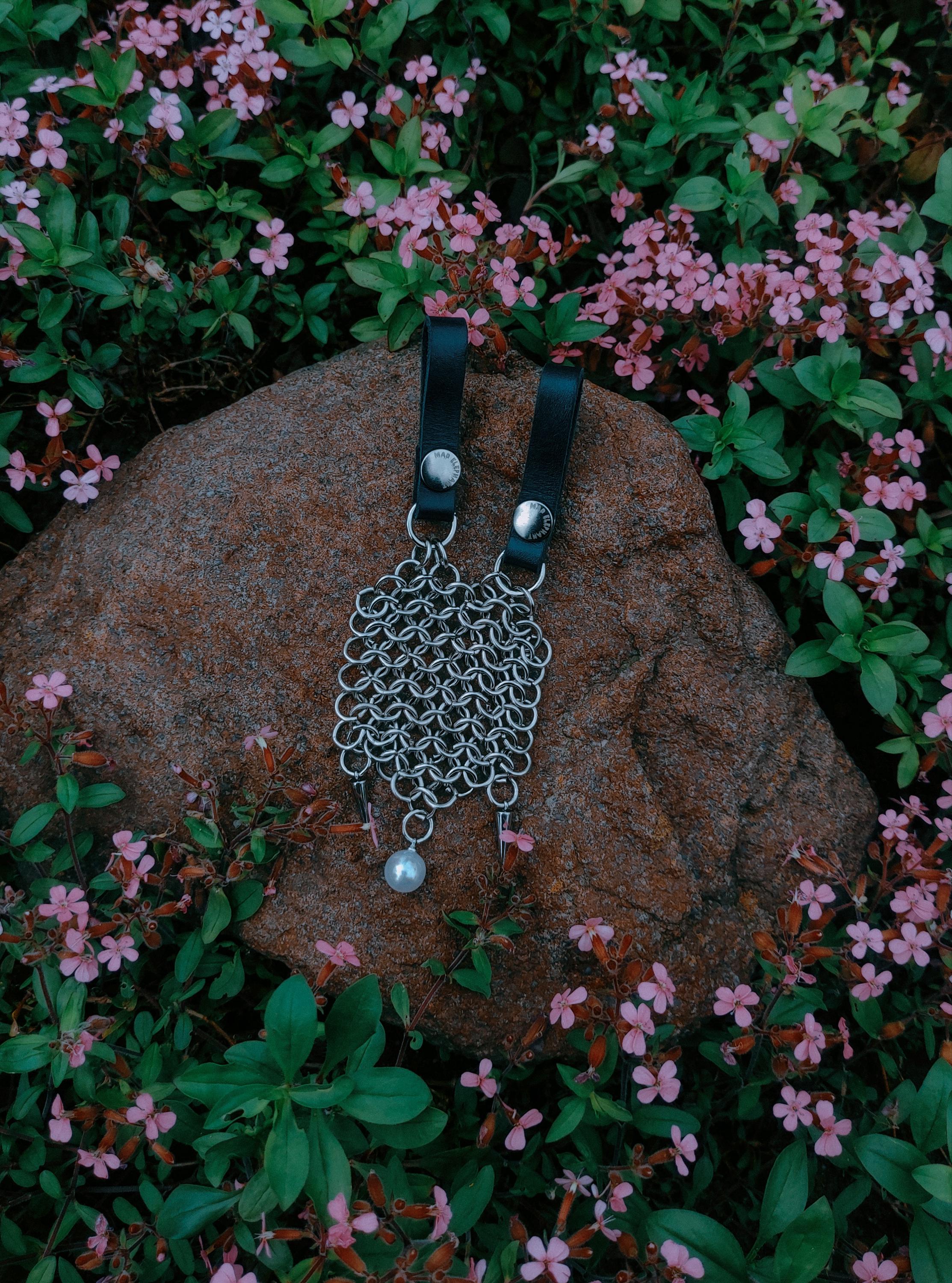 CHAINVEIL: Belt chatelaine