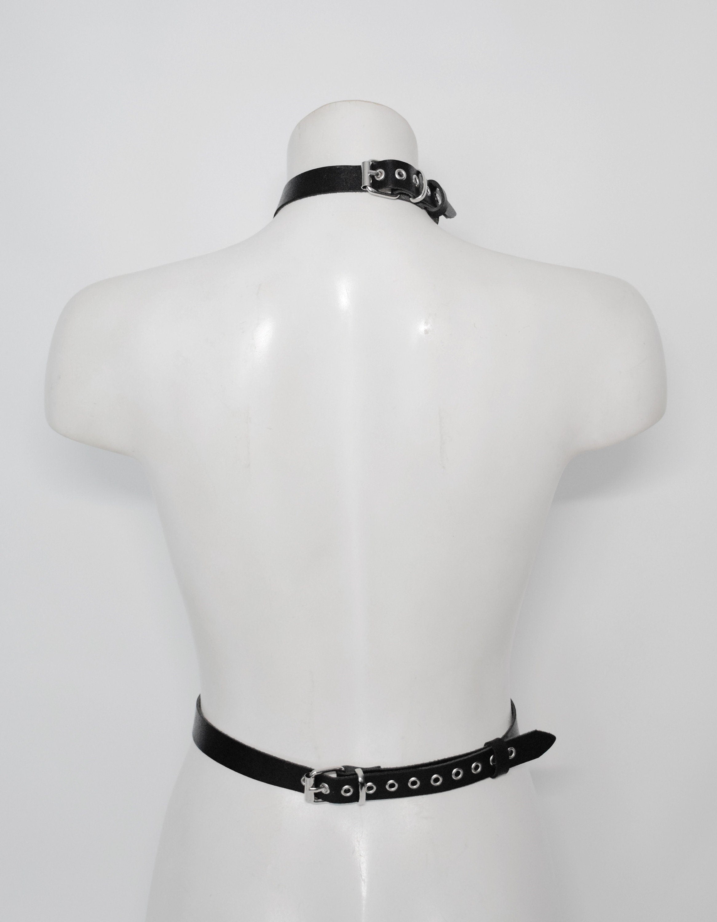 POISON Chain Harness