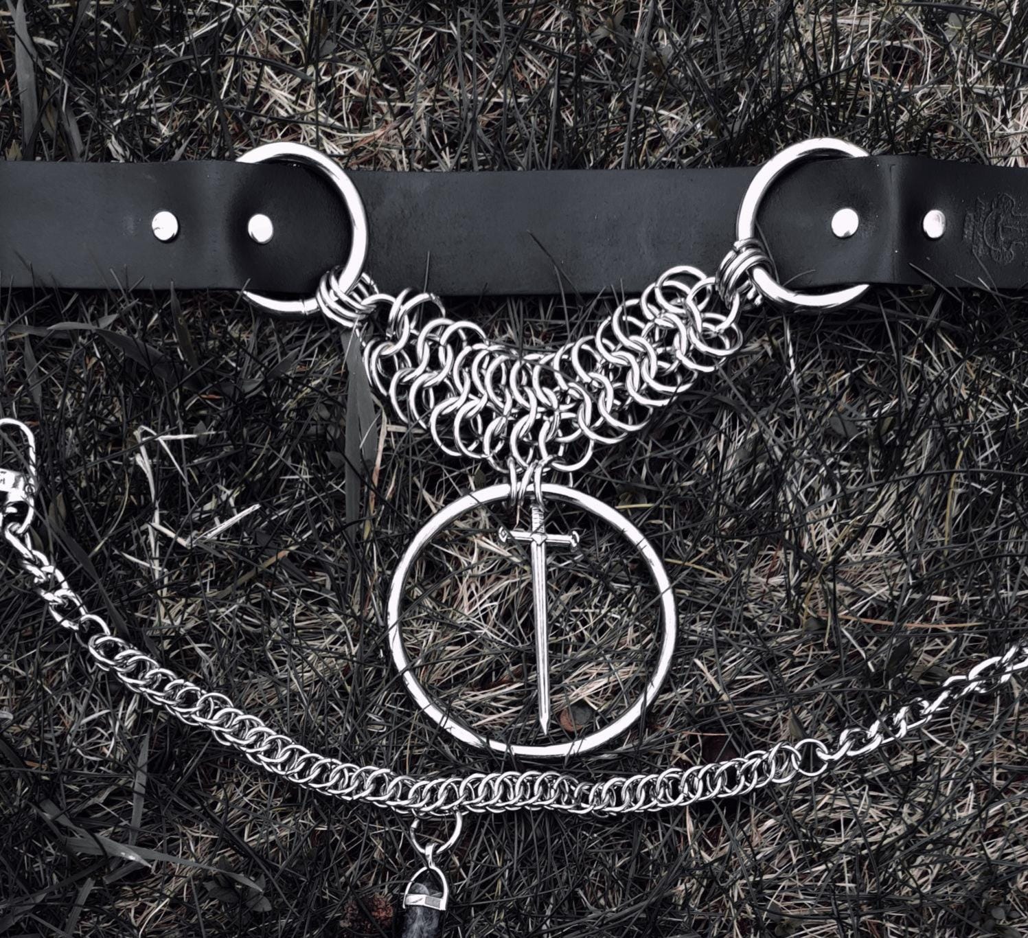 MARA choker