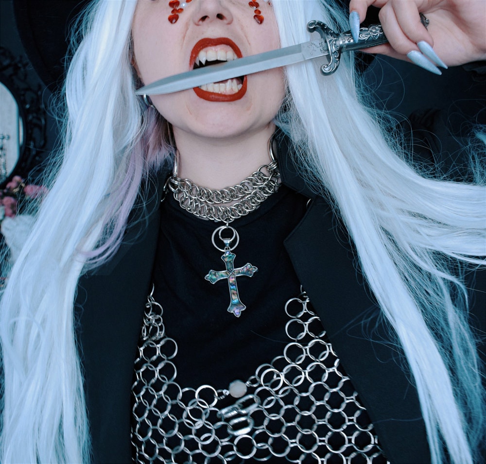 HALIOTIS Cross  Choker
