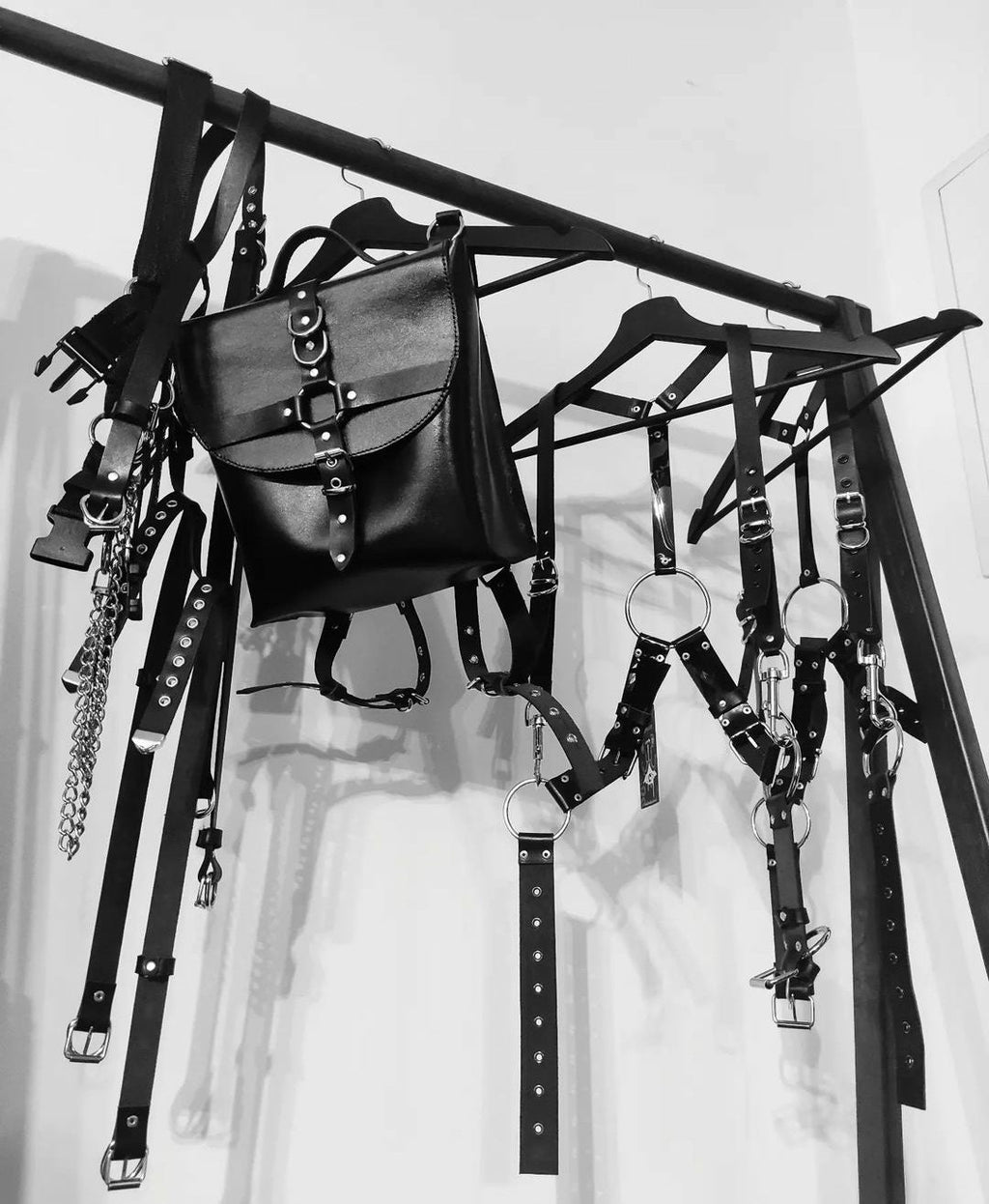 NOIR HARNESS BAG