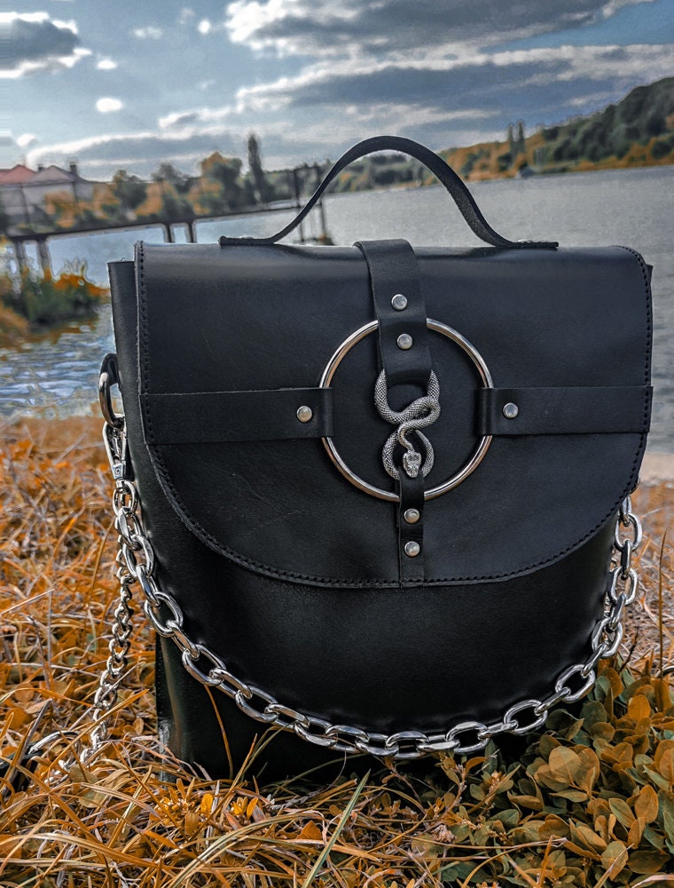 NOIR SNAKE BAG