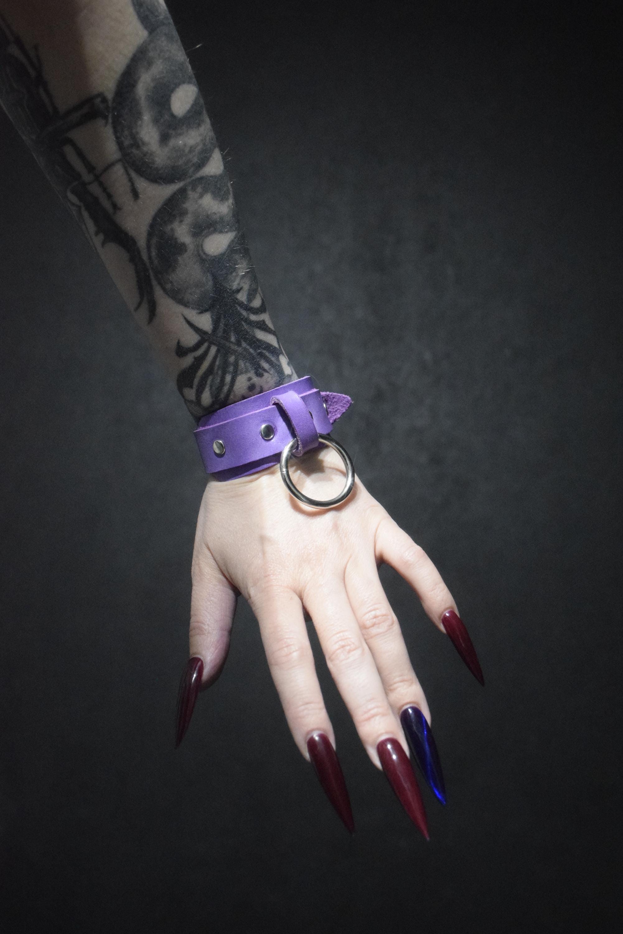 O-RING CUFF: Lilac