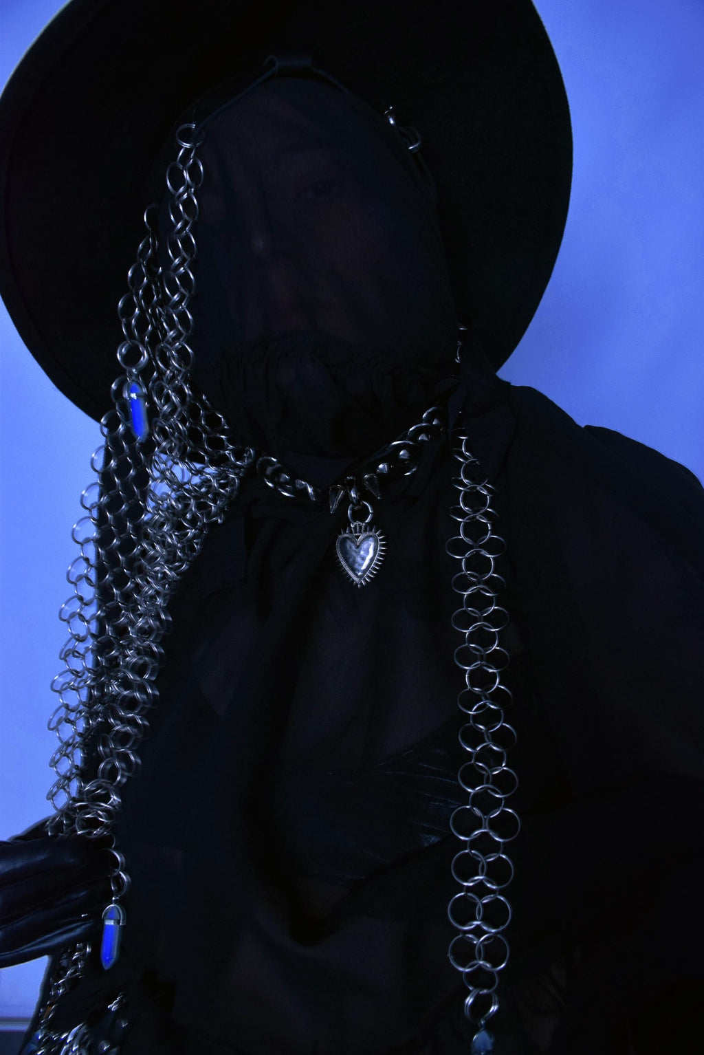 SACRED HEART CHOKER