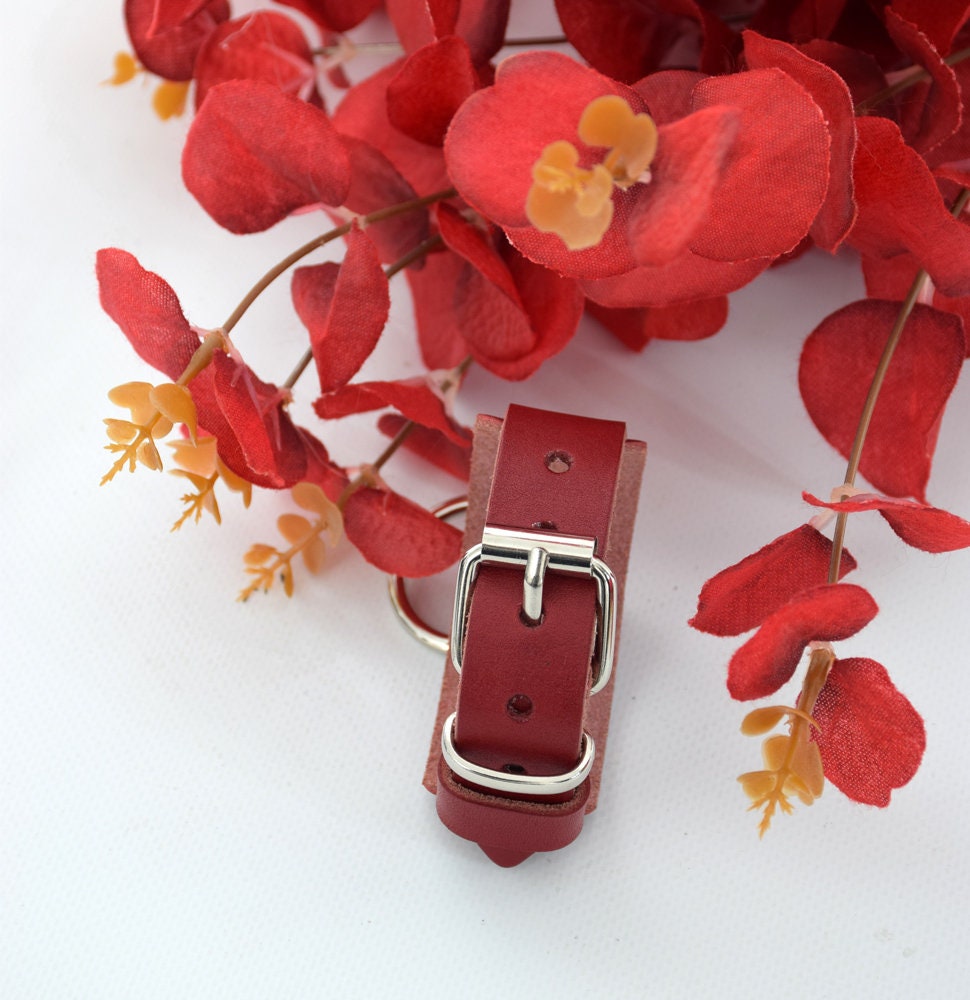 O-RING CUFF: red wine