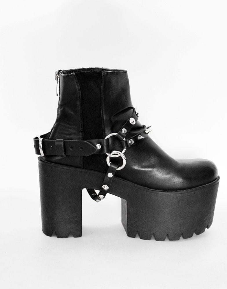 Spiked Leather Shoe Harness