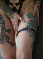 CIRCULAR BARBELL GARTERS