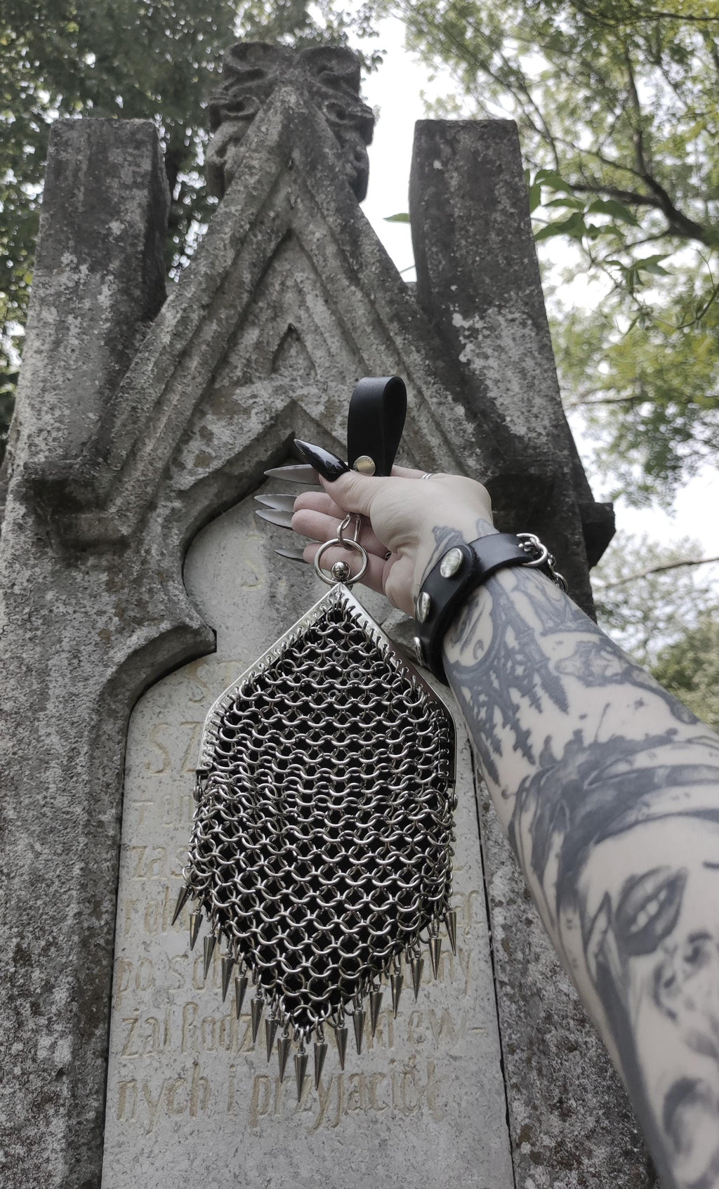 Knight's Skin Leather & Chainmail Purse