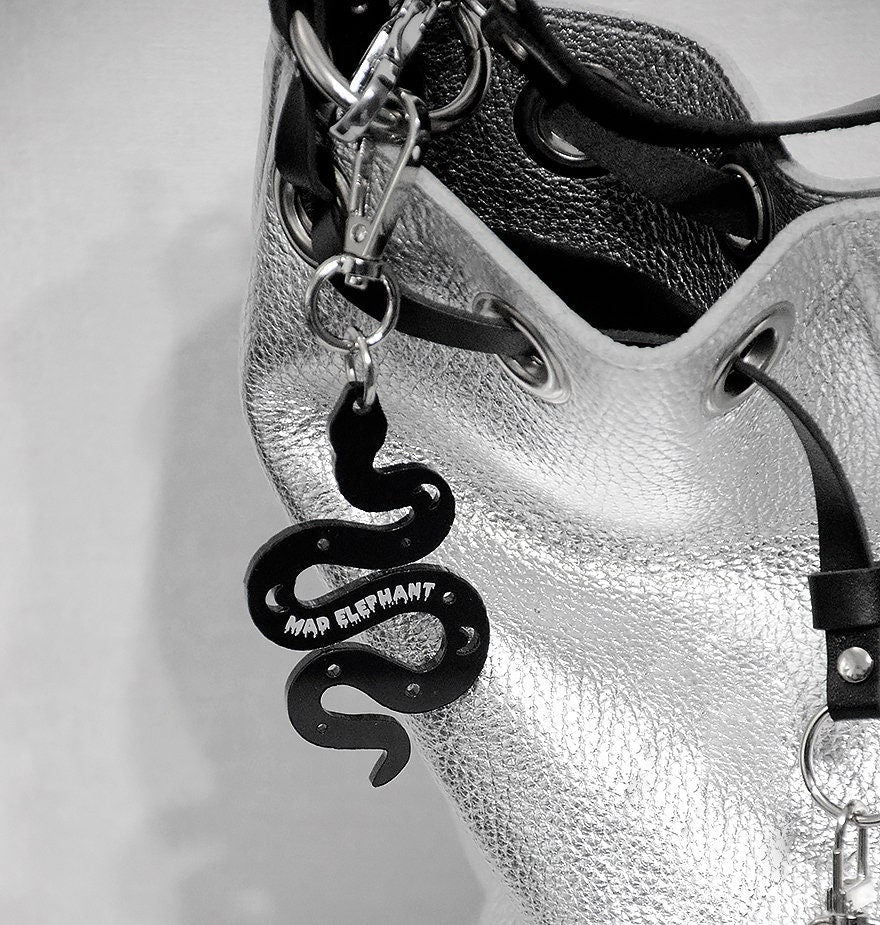SNAKE RING KEYCHAIN