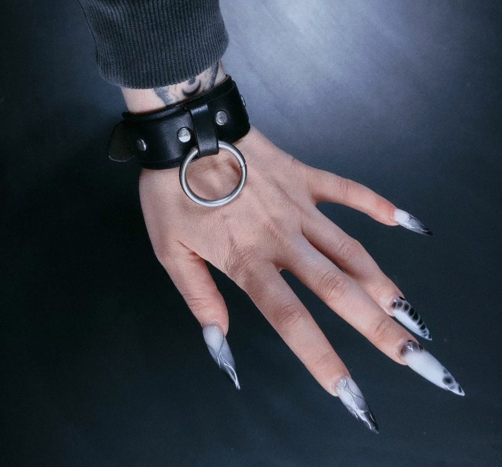 O-RING CUFF: Black
