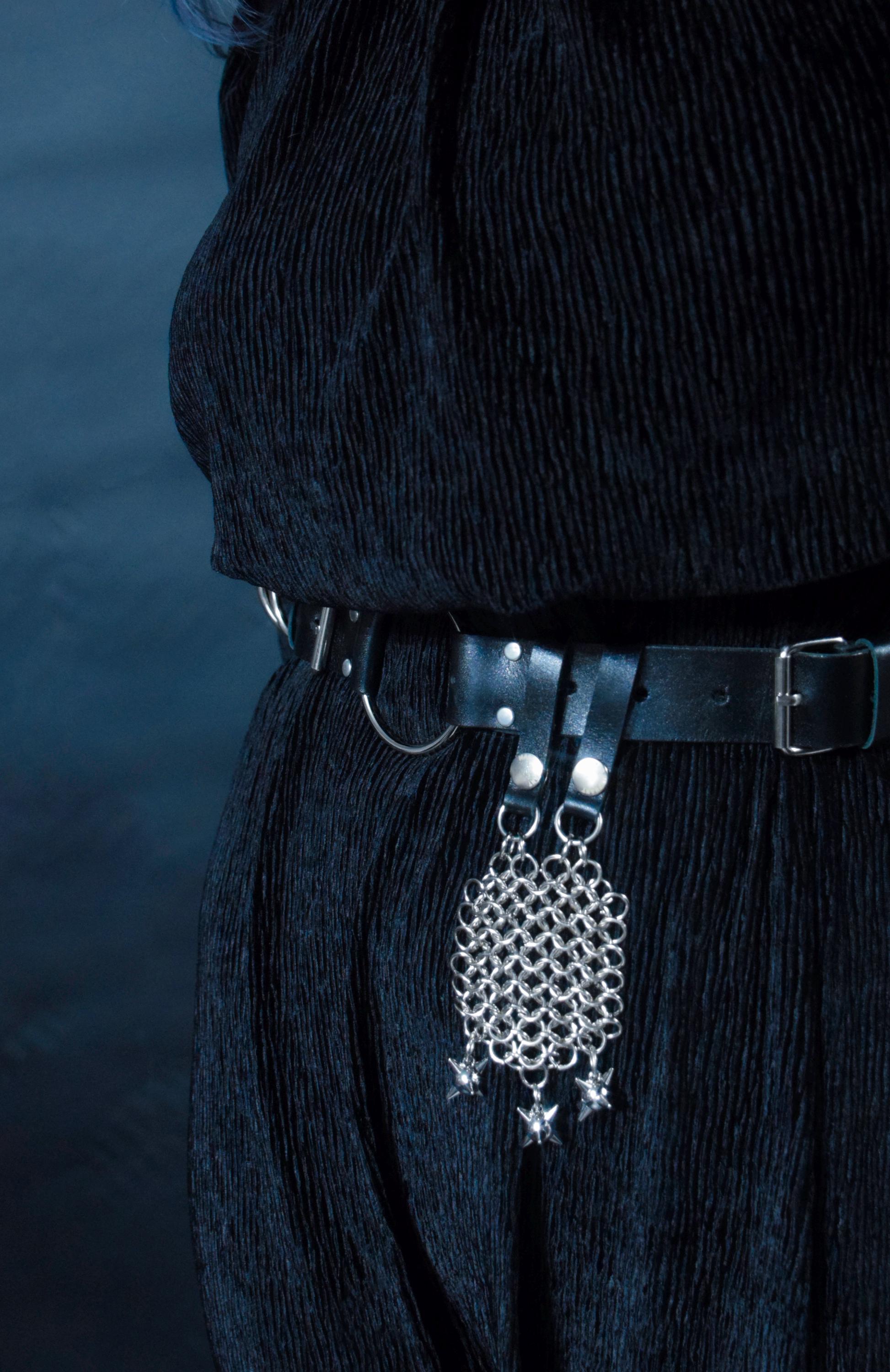 MORGENSTERN CHATELAINE: sword & flail ball