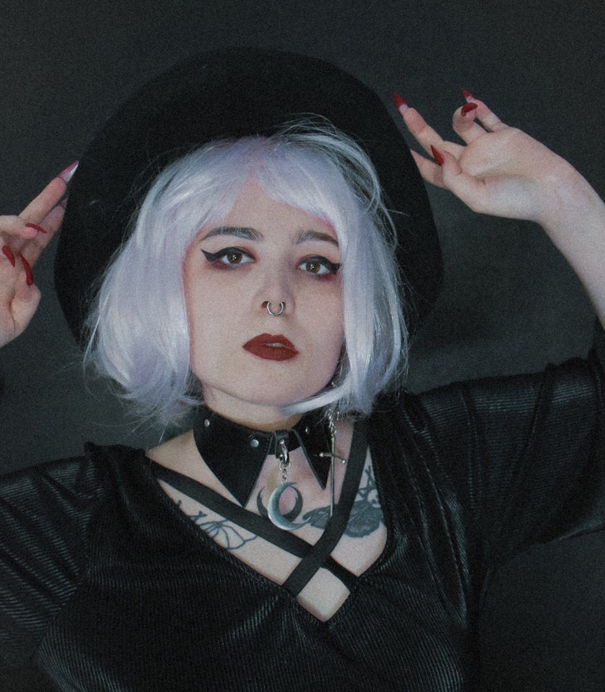 Wednesday Moon Choker