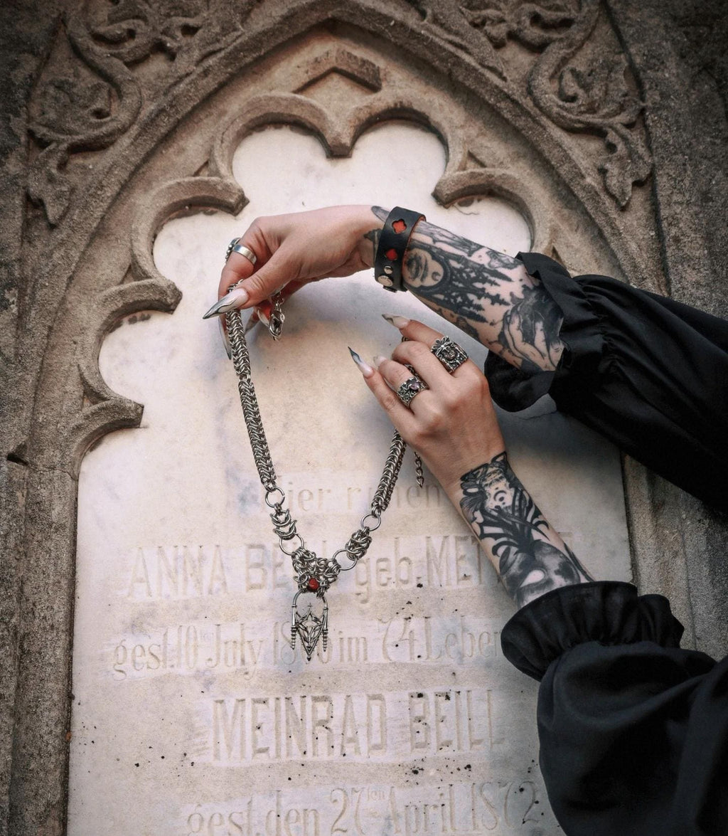 TRACERY Necklace
