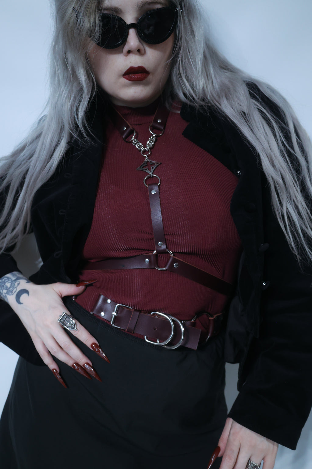 Quatrefoil Leather Harness - Marsala