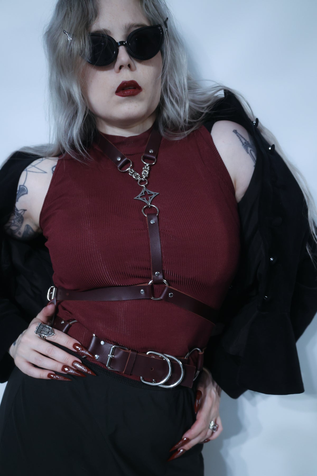 Quatrefoil Leather Harness - Marsala