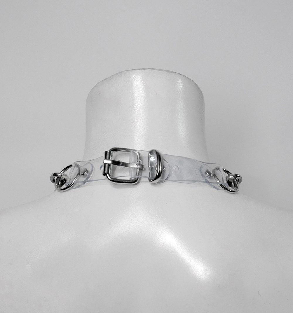 CROSS PEARL NECKLACE