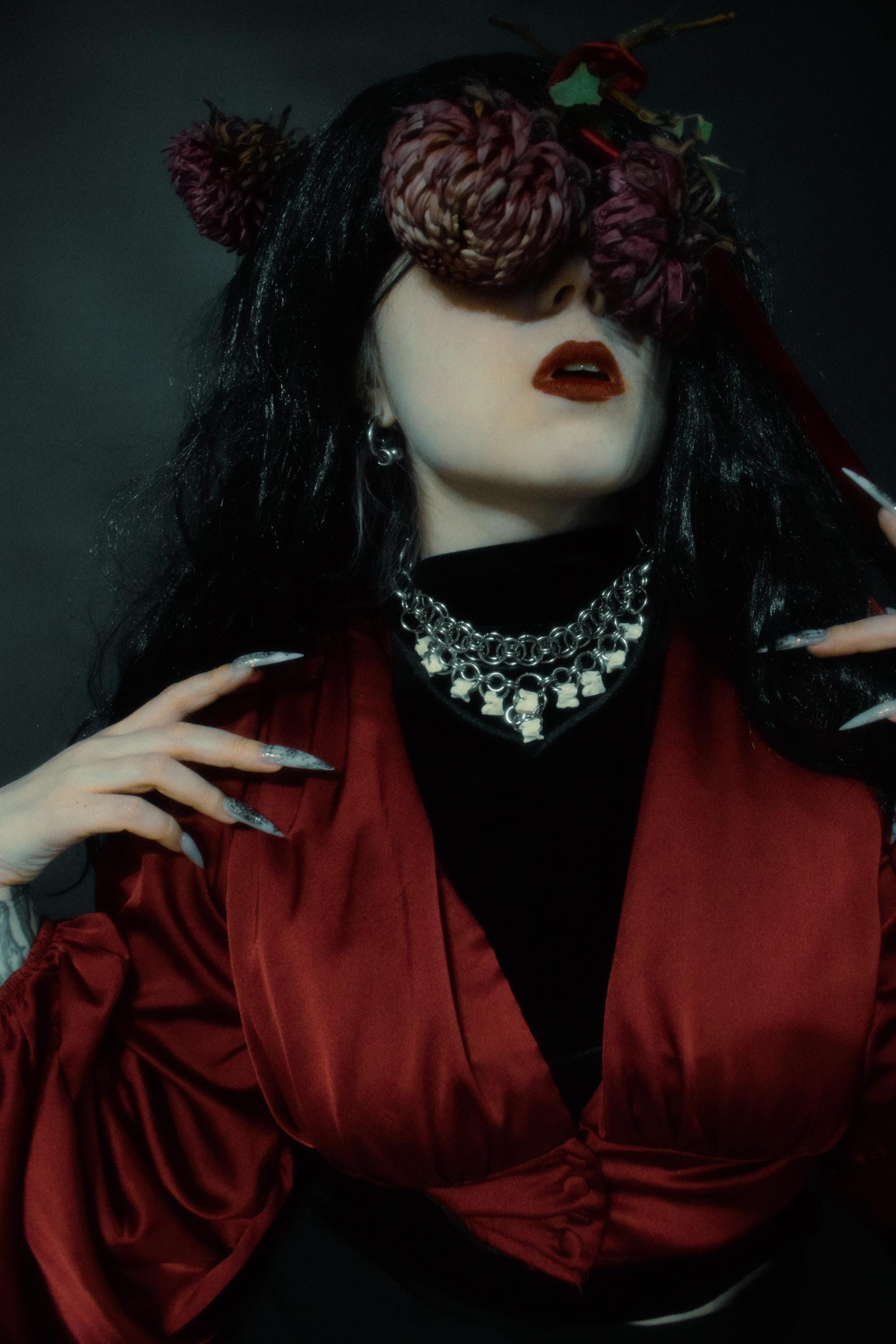 BONES choker