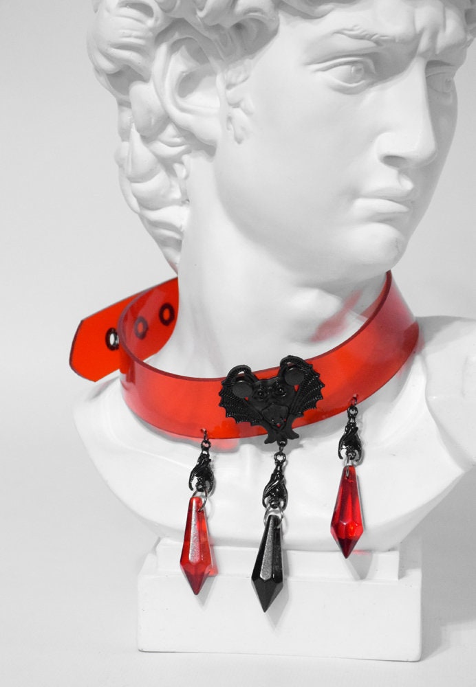 GARGOYLE CHOKER
