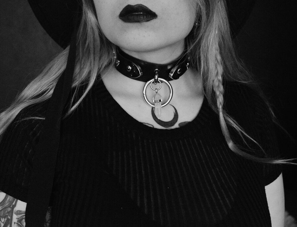 HAZE CRYSTAL CHOKER