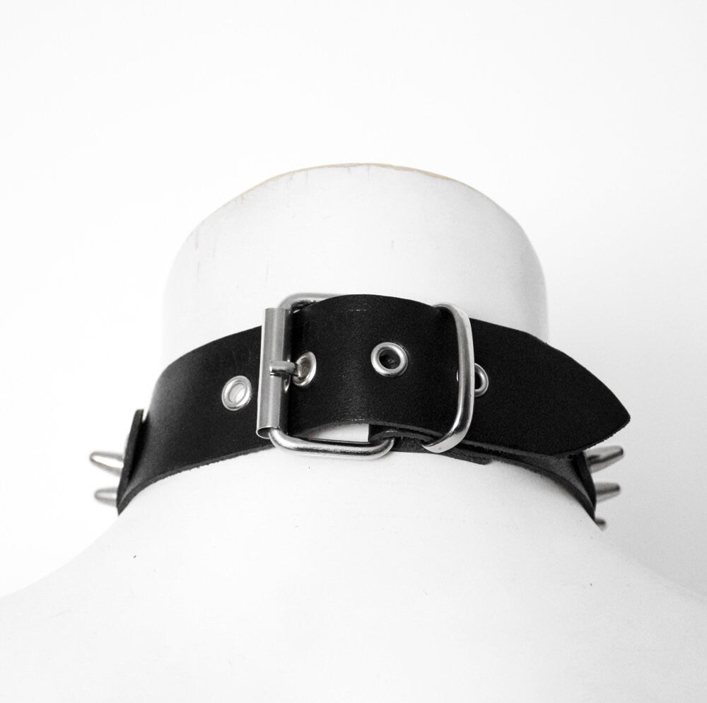 HAZE SPIDER CHOKER