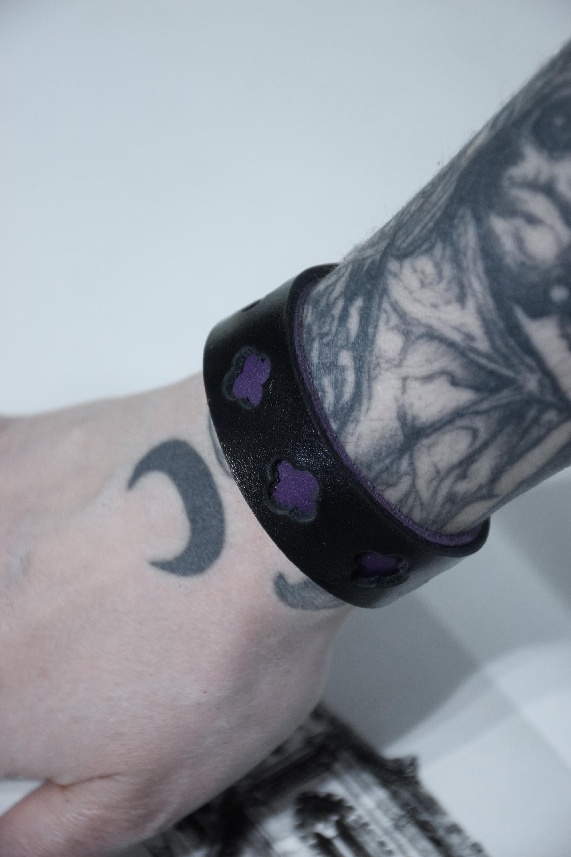 Quatrefoil bracelet
