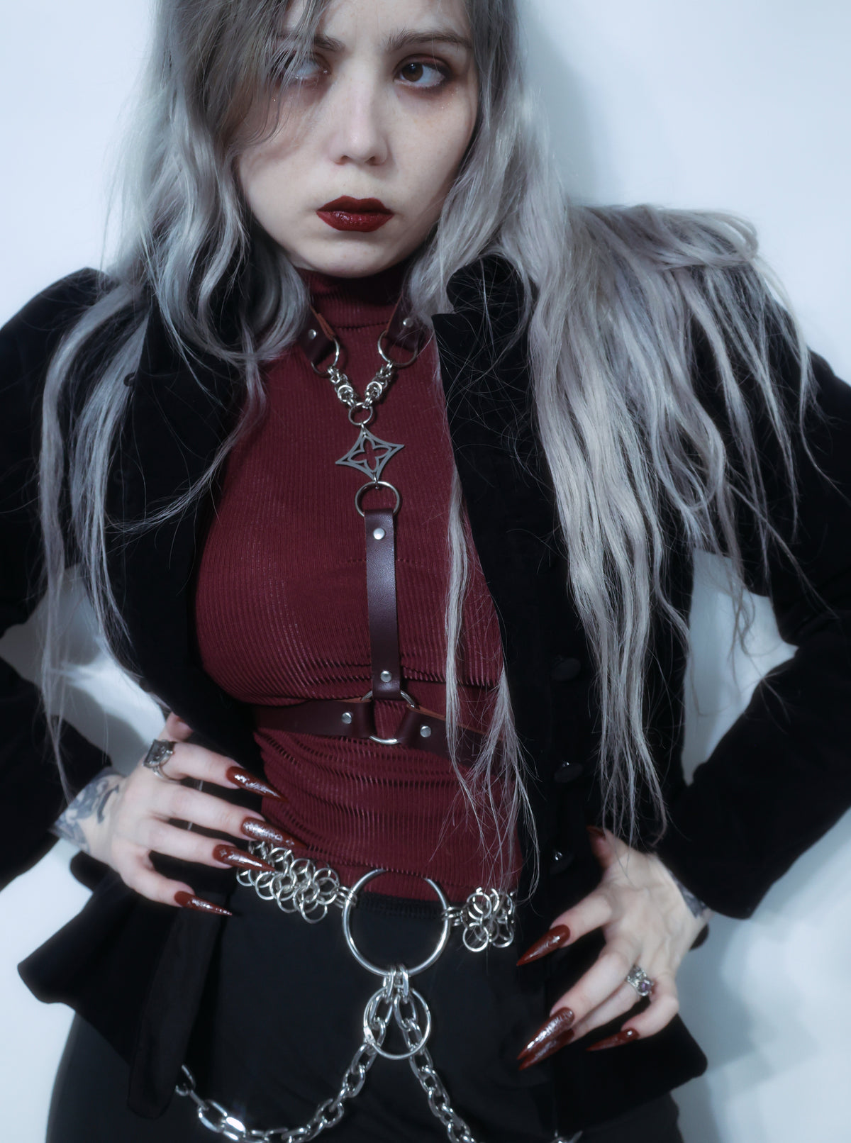 Quatrefoil Leather Harness - Marsala