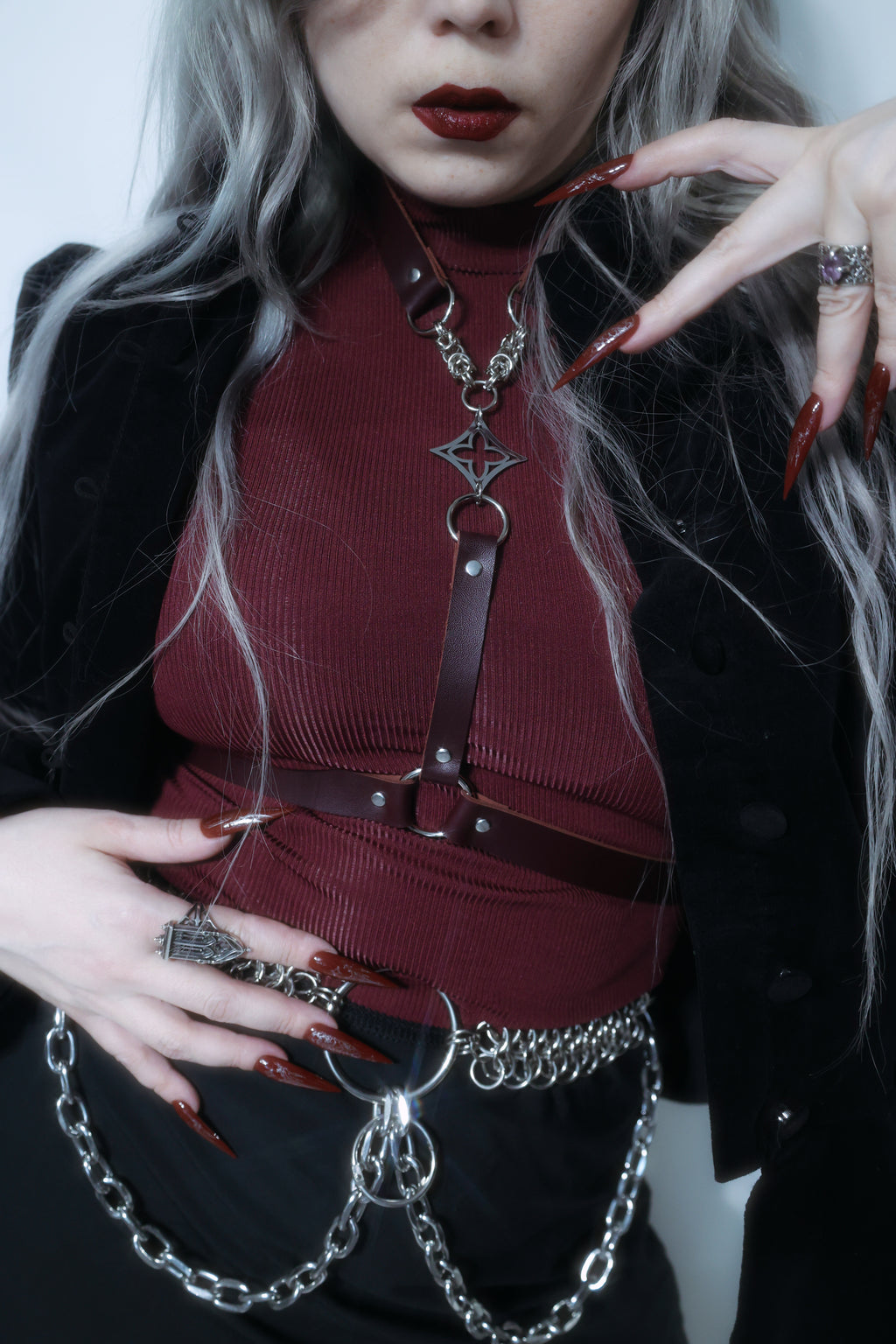 Quatrefoil Leather Harness - Marsala