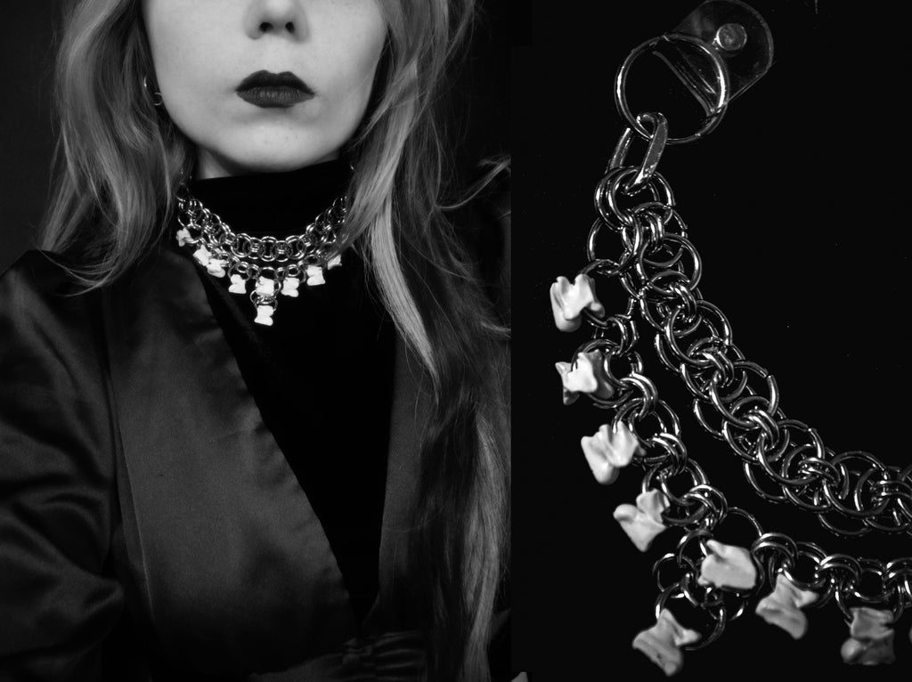 BONES choker
