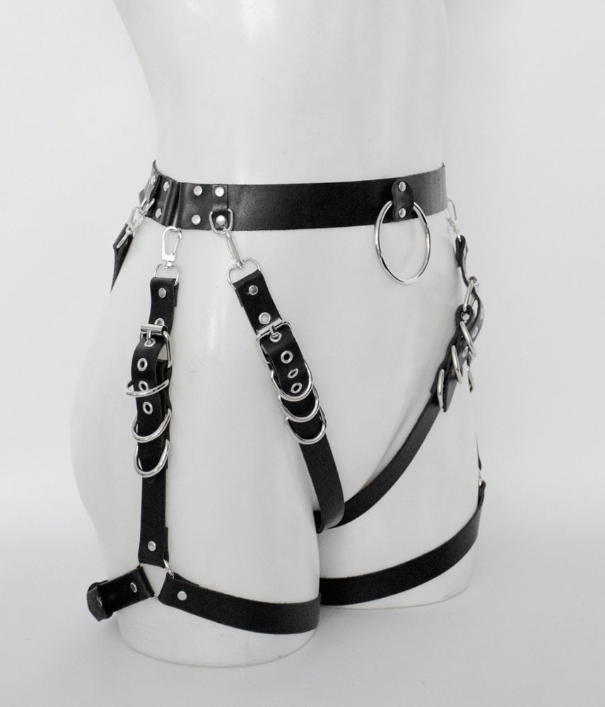 BLOSSOM GARTER HARNESS