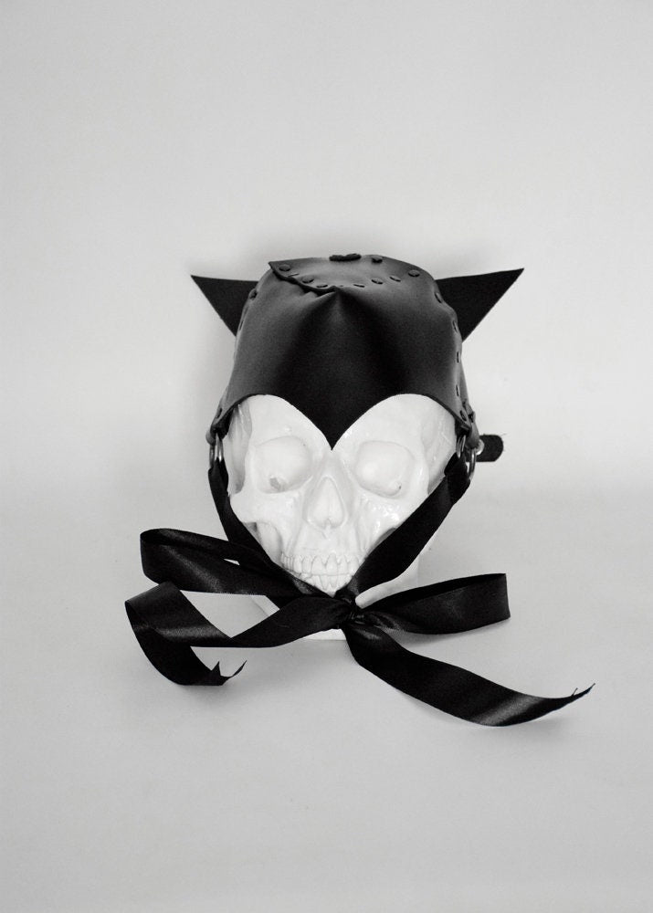 CATWOMAN \ BAT BONNET