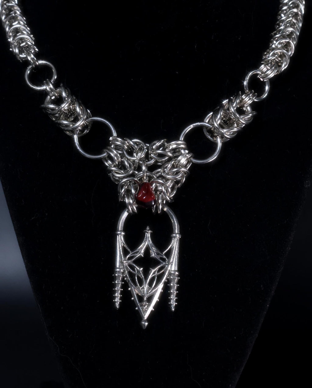 TRACERY Necklace