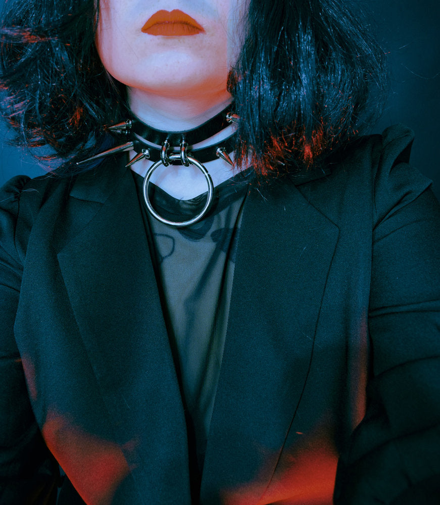 TRIXY SPIKED CHOKER