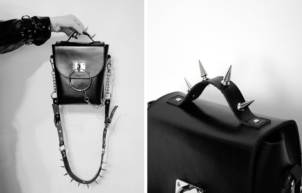 NOIR MINI Spiked purse