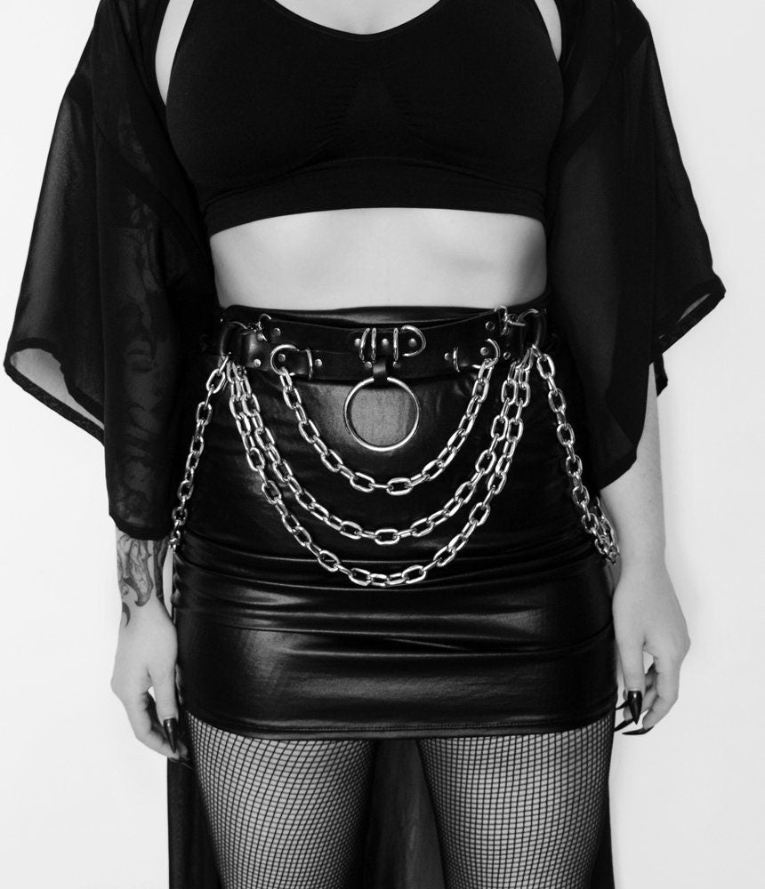 MASSIVE CHAIN BELT