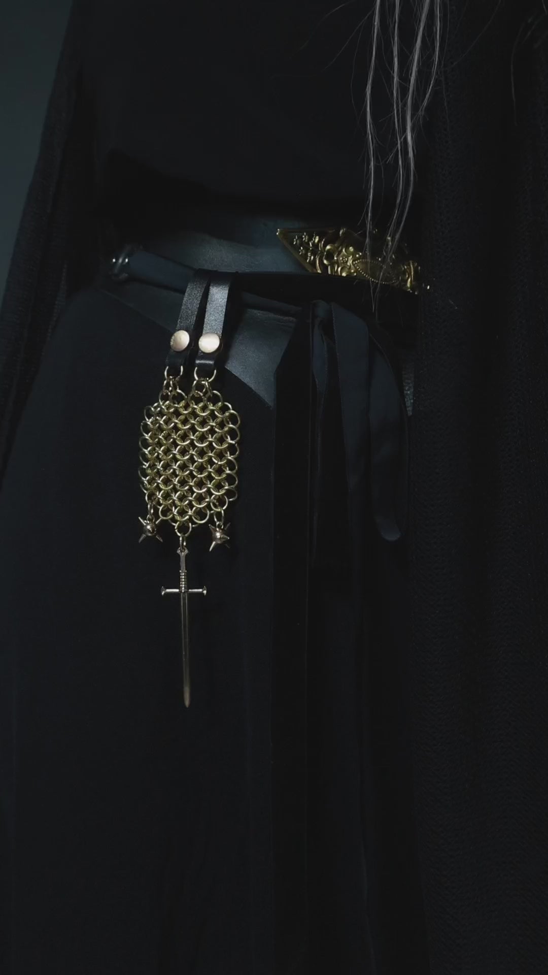 MORGENSTERN CHATELAINE: sword & flail ball