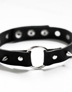 gothic spiked neck collar made of leather