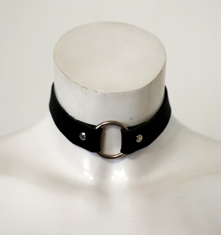choker with o ring unisex