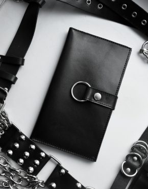 women's gothic leather wallet with ring