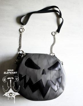 Gray pumpkin jack o lantern purse